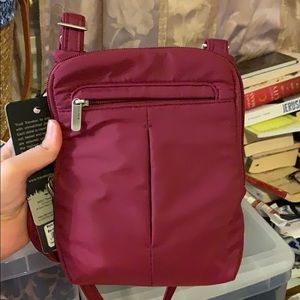 NWT Travelon anti theft proof slim mini crossbody